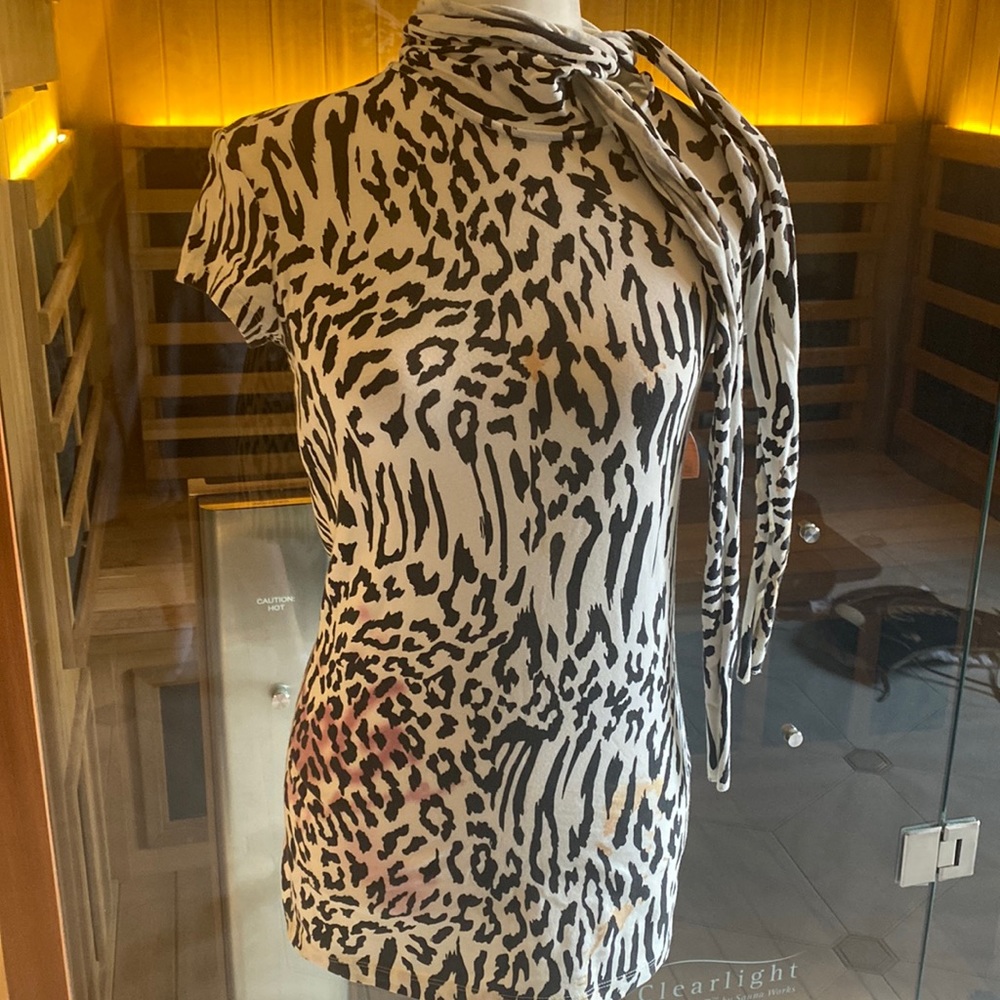 D&G top